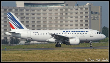 1002093 AirFrance A319 F-GRHS CDG 09082003