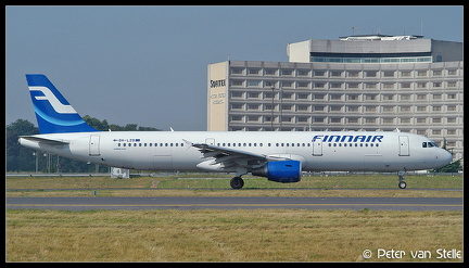 1002100 Finnair A321 OH-LZD CDG 09082003