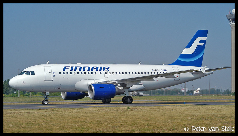 1002102_Finnair_A319_OH-LVI_CDG_09082003.jpg