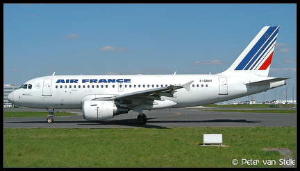1005176 AirFrance A319 F-GRHY  CDG 24042004