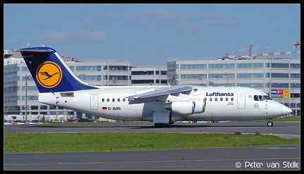 1005193 Lufthansa BAe146-RJ85 D-AVRI  CDG 24042004
