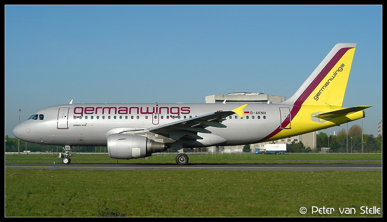 1005118_Germanwings_A319_D-AKNH__CDG_24042004.jpg