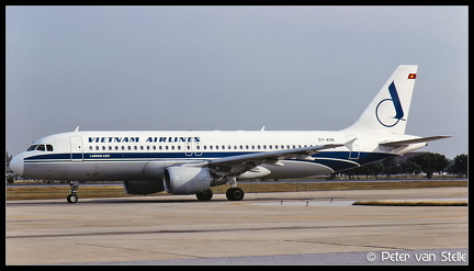 19961917 VietnamAirlines A320 S7-ASB  BKK 09121996