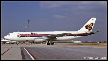 19962030 Thai A300B4-203 HS-THY  BKK 11121996