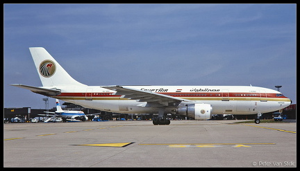 19901823 EgyptAir A300B4-203 SU-BDF  ORY 26051990