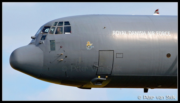 8002995 RoyalDanishAF C130J B-538 nose VKL 15062013