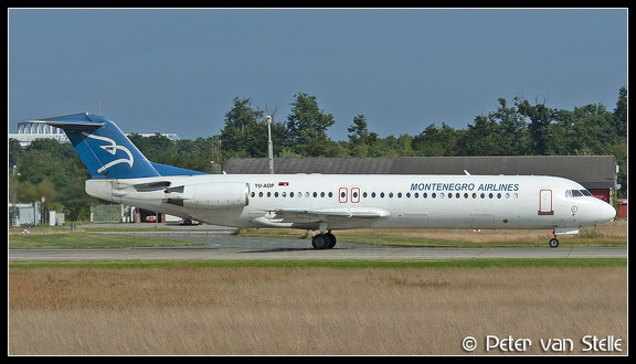 2004292 MontenegroAirlines Fokker100 YU-AOP  FRA 30082008