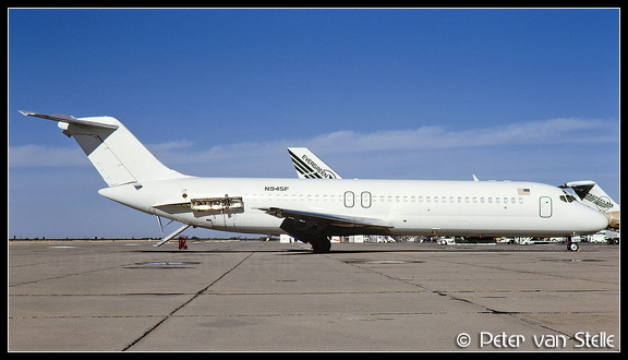 19903936  DC9-33RC N945F all-white MZJ 21111990