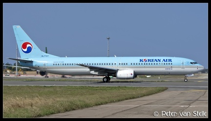 8060676 KoreanAir B737-900 HL7727  TPE 23012018