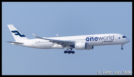 8061336 Finnair A350-900 OH-LWB OneWorld-colours HKG 24012018