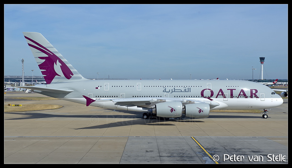 6103293 Qatar A380-800 A7-APJ  LHR 24062018 Q1