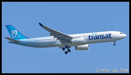 8052097 AirTransat A330-300 C-GKTS 30-years-colours CDG 17062017