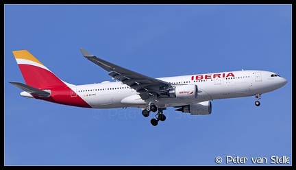 8050961 Iberia A330-200 EC-MKJ  MAD 22042017