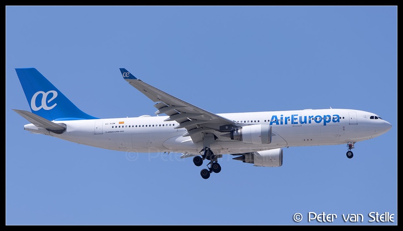 8051356 AirEuropa A330-200 EC-KOM new-colours MAD 23042017