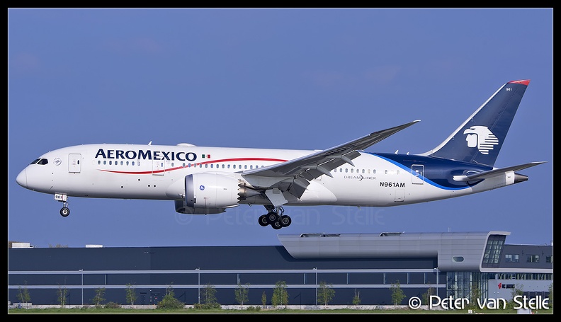 8051525_Aeromexico_B787-8_N961AM__AMS_06052017.jpg