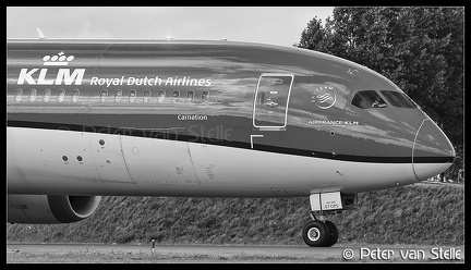 8043465 KLM B787-9 PH-BHA nose AMS 17072016