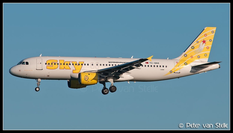 3008244_Sky_A320_TC-SKK_yellow_AMS_21052010.jpg
