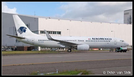 3009631 Aeromexico B737-800W PH-HZD AMS 12112010
