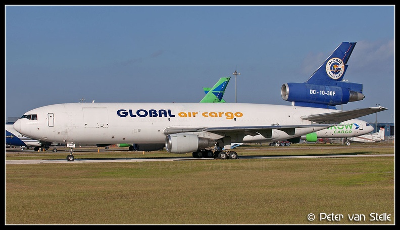 3015594_GlobalAirCargo_DC10-30F_N607GC_OPF_13112011.jpg