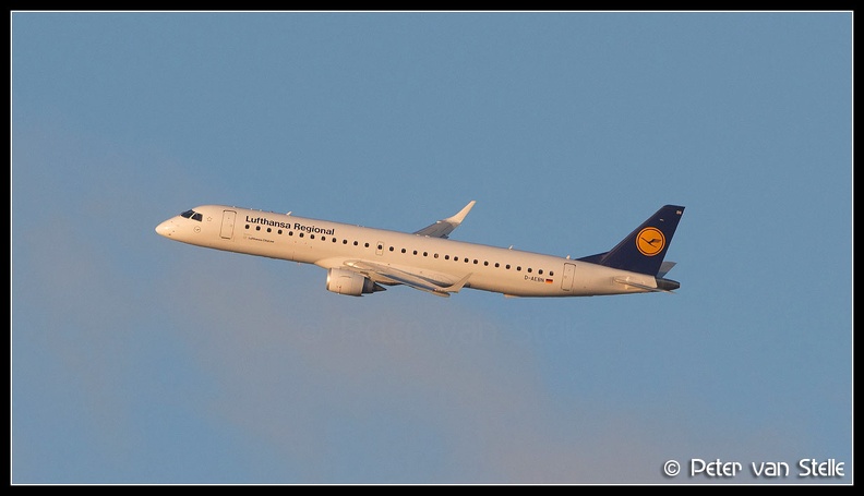 8009559_LufthansaRegional_ERJ190_D-AEBN__AMS_20122013.jpg