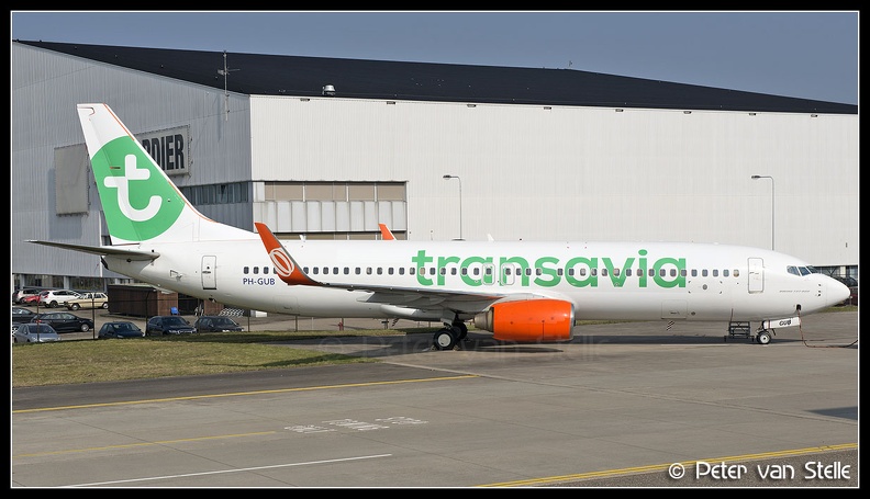 8027236_Transavia_B737-800W_PH-GUB_GOL-engine-winglets-colours_AMS_09042015.jpg