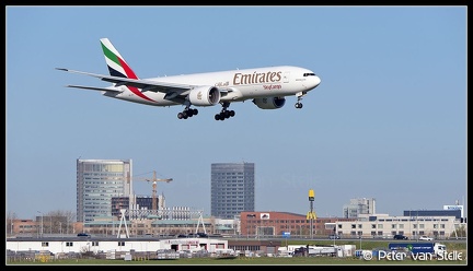 8027502 EmiratesSkyCargo B777-200F A6-EFI  AMS 18042015