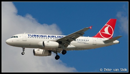 3018418 Turkish A319 TC-JLS AYT 30052012