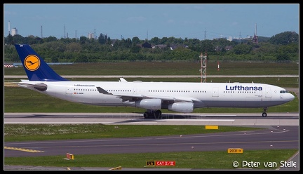 8002500 Lufthansa A340-400 D-AIGW  DUS 02062013