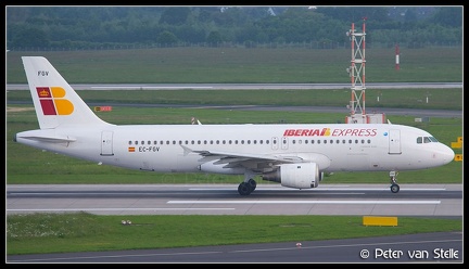 8002187 IberiaExpress A320 EC-FGV  DUS 02062013
