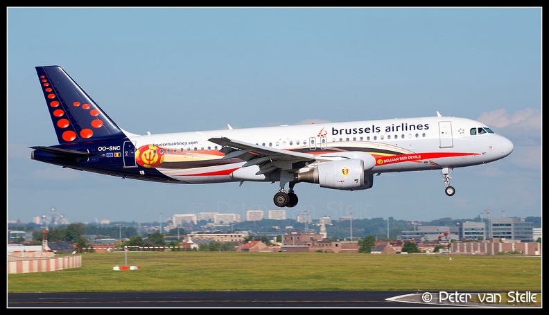 8014778_BrusselsAirlines_A320_OO-SNC_Red-Devils-colours_BRU_03052014.jpg