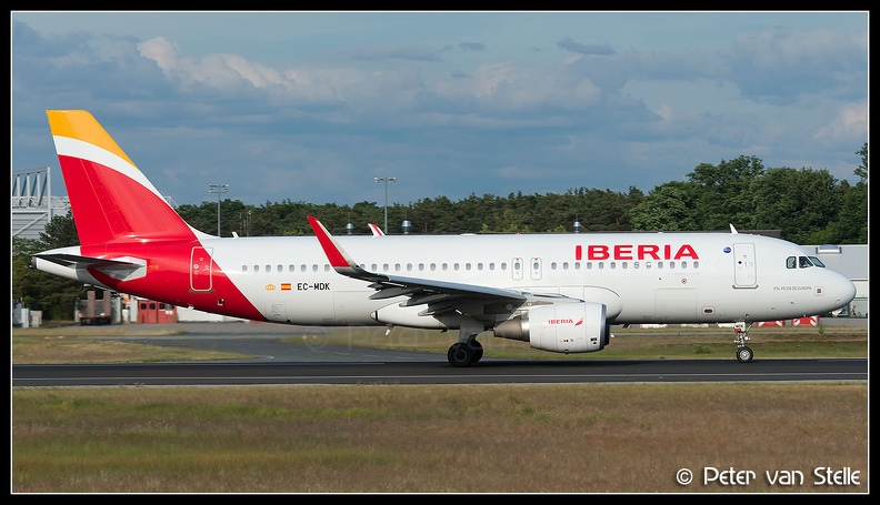 8029731_Iberia_A320W_EC-MDK__FRA_30052015.jpg