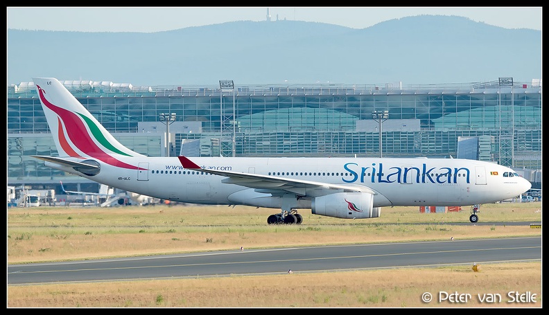 8029930_SriLankan_A330-200_4R-ALC__FRA_31052015.jpg