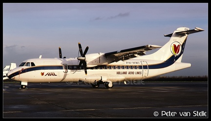 19860116 HollandAeroLines ATR42-300 PH-HWJ  RTM 11011986 (8038182)