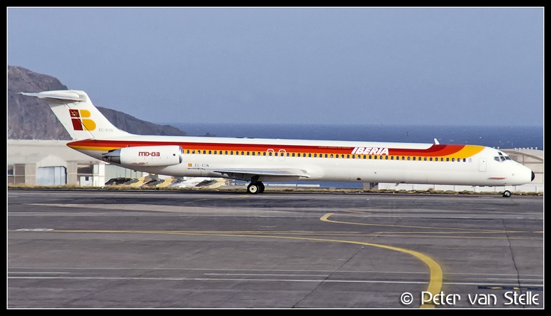 19890213_Iberia_MD80-MD83_EC-ECN__LPA_20011989.jpg