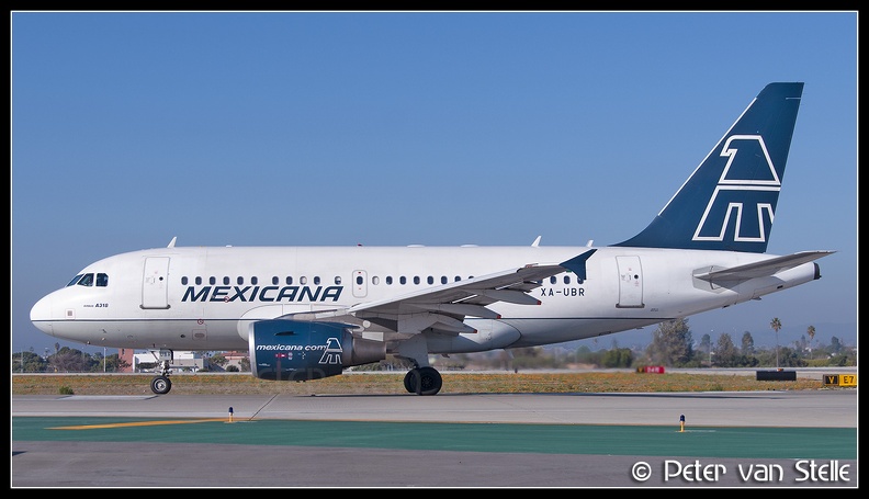 3001876_Mexicana_A318_XA-UBR__LAX_01022009.jpg
