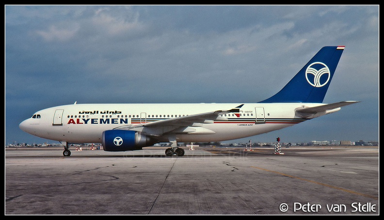 19951217-29_Alyemen_A310-300_F-ODSV_DXB_3011156.jpg