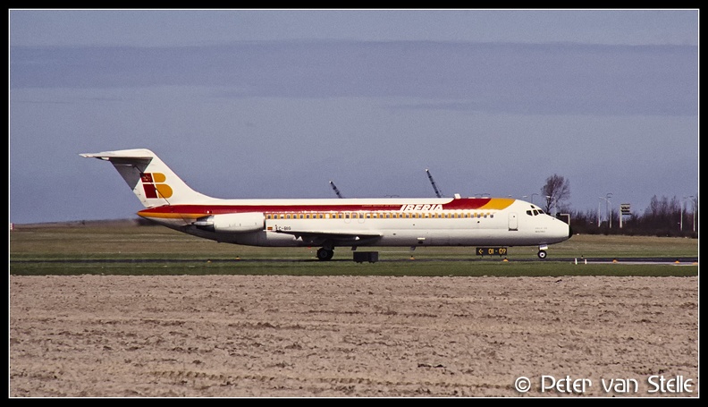 19800310_Iberia_DC9_EC-BIQ__AMS_09041980.jpg