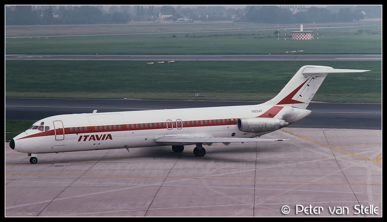 19800719_Itavia_DC9-15_N934F__DUS_17071980.jpg