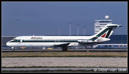 19900234 Alitalia DC9 I-DIBU  AMS 18031990