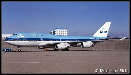 19902828 KLM B747-400 PH-BFE  AMS 3091990