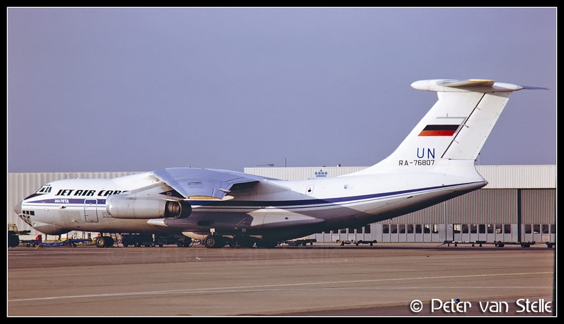 19940117_JetAirCargo_IL76TD_RA-76807_UN-stickers_AMS_18041994.jpg