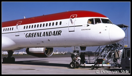 19990505 Greenlandair B757-200 OY-GRL nose AMS 16101999