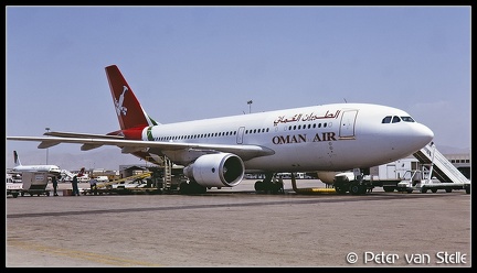 19990105 OmanAir A310-300 A4O-OA  MCT 29041999
