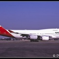 20000101 Qantas B747-400 VH-OJI  LAX 06022000