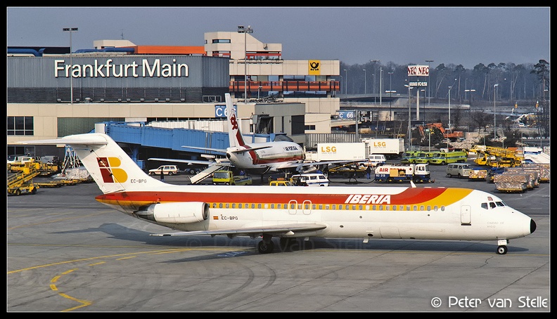 19860326_Iberia_DC9-32_EC-BPG__FRA_16021986_(8038264).jpg