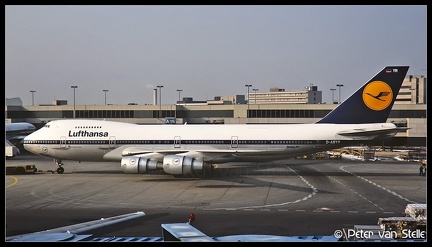 19860323 Lufthansa B747-200 D-ABYR  FRA 16021986 (8038261)