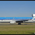 1003153 KLM MD11 PH-KCK AMS 27102003
