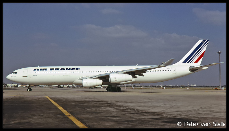 19962020_AirFrance_A340-300_F-GLZG__BKK_11121996.jpg