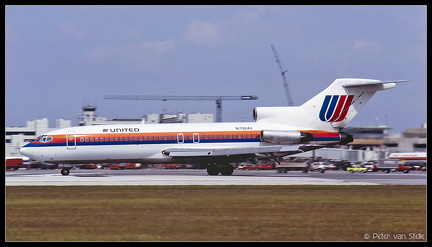 19881010 United B727-22 N7064U  MIA 13101988