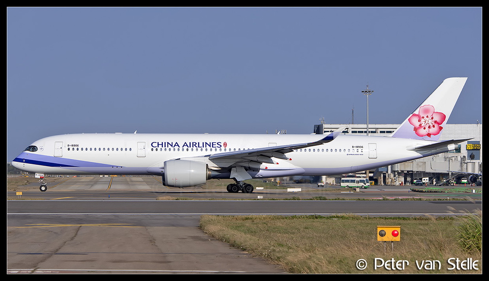 8060499 ChinaAirlines A350-900 B-18906  TPE 23012018
